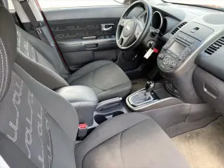 Kia Soul 2013 + 4dr Crossover 6A