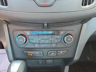 Ford Escape 2017 AWD SE 4dr SUV