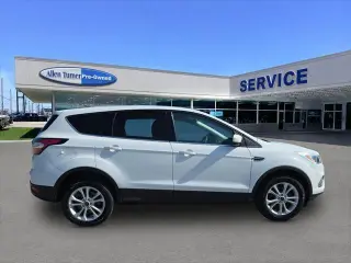 Ford Escape 2017 AWD SE 4dr SUV