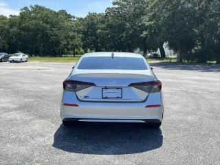 Honda Civic 2025 LX 4dr Sedan