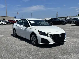 Nissan Altima 2025 2.5 S 4dr Sedan