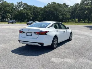 Nissan Altima 2025 2.5 S 4dr Sedan