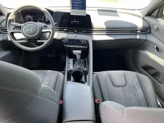 Hyundai ELANTRA 2023 SEL 4dr Sedan