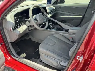 Hyundai ELANTRA 2023 SEL 4dr Sedan