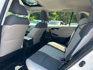 Toyota RAV4 Hybrid 2024 AWD XLE 4dr SUV
