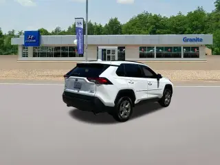 Toyota RAV4 Hybrid 2024 AWD XLE 4dr SUV