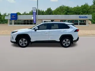 Toyota RAV4 Hybrid 2024 AWD XLE 4dr SUV
