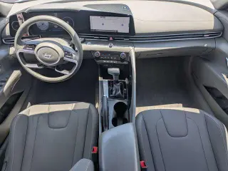 Hyundai ELANTRA 2024 SEL 4dr Sedan