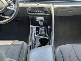 Hyundai ELANTRA 2024 SEL 4dr Sedan