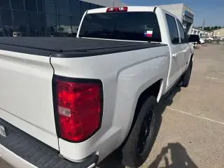 Chevrolet Silverado 1500 2018 4x4 LT 4dr Crew Cab 5.8 ft. SB