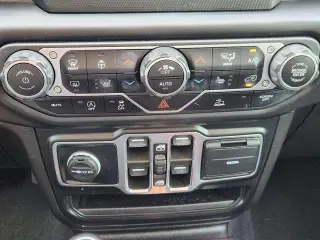 Jeep Gladiator 2021 4x4 Sport 4dr Crew Cab 5.0 ft. SB
