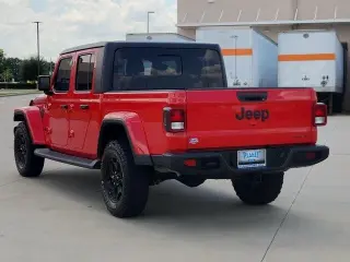 Jeep Gladiator 2021 4x4 Sport 4dr Crew Cab 5.0 ft. SB