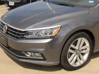 Volkswagen Passat 2017 1.8T SEL Premium 4dr Sedan