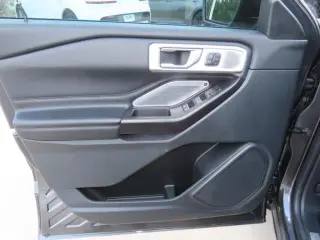 Ford Explorer 2020 AWD Platinum 4dr SUV