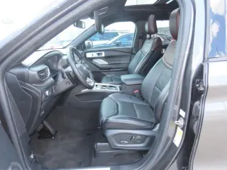 Ford Explorer 2020 AWD Platinum 4dr SUV