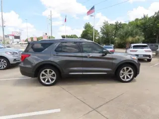 Ford Explorer 2020 AWD Platinum 4dr SUV