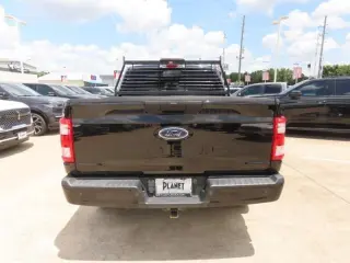 Ford F-150 2022 4x4 XL 4dr SuperCrew 5.5 ft. SB