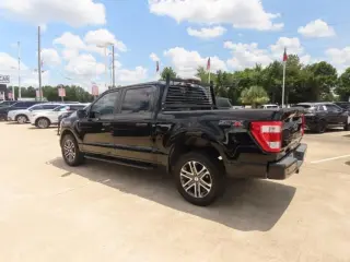 Ford F-150 2022 4x4 XL 4dr SuperCrew 5.5 ft. SB