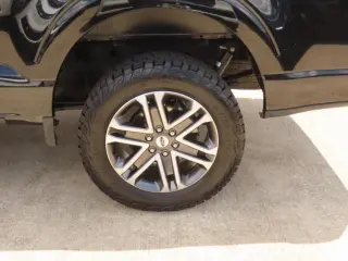 Ford F-150 2022 4x4 XL 4dr SuperCrew 5.5 ft. SB