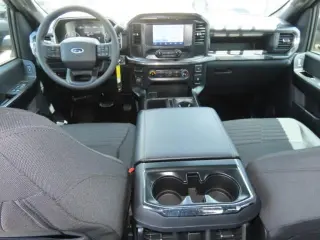Ford F-150 2022 4x4 XL 4dr SuperCrew 5.5 ft. SB