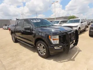 Ford F-150 2022 4x4 XL 4dr SuperCrew 5.5 ft. SB