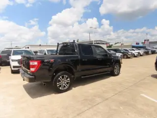 Ford F-150 2022 4x4 XL 4dr SuperCrew 5.5 ft. SB