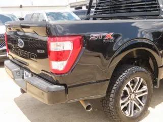 Ford F-150 2022 4x4 XL 4dr SuperCrew 5.5 ft. SB