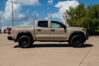 Chevrolet Colorado 2023 4x4 Trail Boss 4dr Crew Cab 5 ft. SB