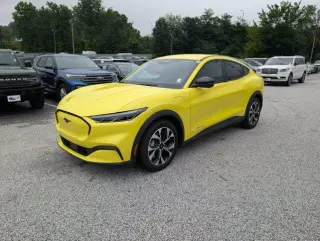 Ford Mustang Mach-E 2025 AWD Select 4dr SUV