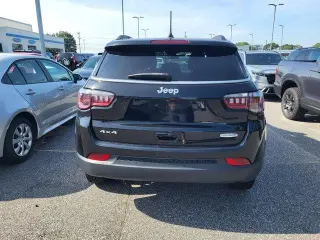 Jeep Compass 2024 4x4 Latitude Lux 4dr SUV