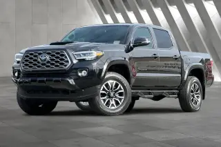 Toyota Tacoma 2022 4x4 TRD Sport 4dr Double Cab 5.0 ft SB 6A