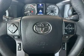 Toyota Tacoma 2022 4x4 TRD Sport 4dr Double Cab 5.0 ft SB 6A