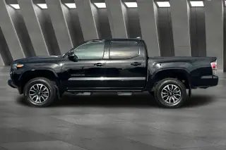 Toyota Tacoma 2022 4x4 TRD Sport 4dr Double Cab 5.0 ft SB 6A