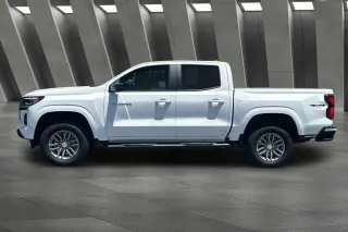 Chevrolet Colorado 2024 4x4 LT 4dr Crew Cab 5 ft. SB