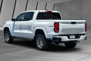 Chevrolet Colorado 2024 4x4 LT 4dr Crew Cab 5 ft. SB