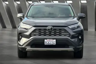 Toyota RAV4 2022 AWD Limited 4dr SUV