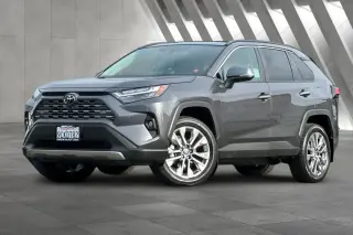 Toyota RAV4 2022 AWD Limited 4dr SUV