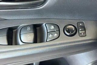 Nissan Kicks 2023 S 4dr Crossover