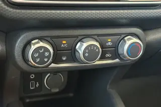 Nissan Kicks 2023 S 4dr Crossover