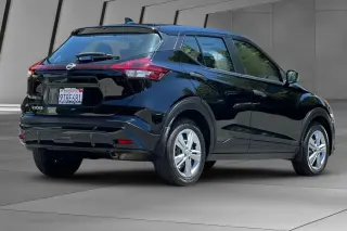 Nissan Kicks 2023 S 4dr Crossover