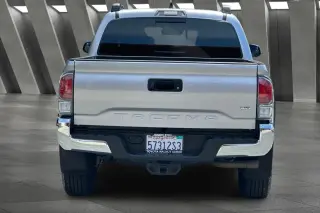 Toyota Tacoma 2023 4x4 TRD Off-Road 4dr Double Cab 5.0 ft SB 6A