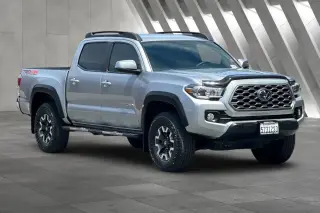 Toyota Tacoma 2023 4x4 TRD Off-Road 4dr Double Cab 5.0 ft SB 6A