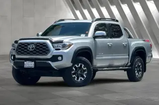 Toyota Tacoma 2023 4x4 TRD Off-Road 4dr Double Cab 5.0 ft SB 6A