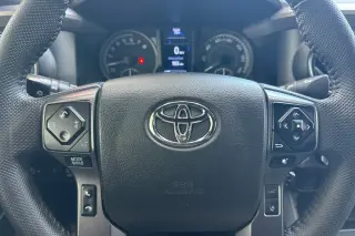 Toyota Tacoma 2023 4x4 TRD Off-Road 4dr Double Cab 5.0 ft SB 6A