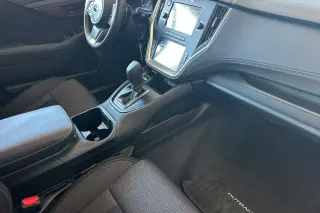 Subaru Outback 2021 AWD Base 4dr Crossover