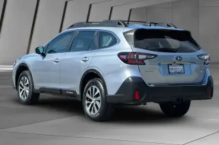 Subaru Outback 2021 AWD Base 4dr Crossover