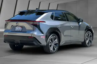 Toyota bZ4X 2023 AWD Limited 4dr Crossover
