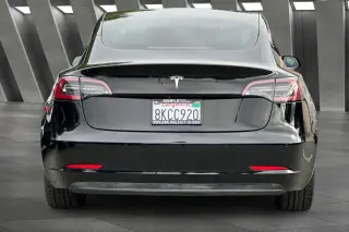 Tesla Model 3 2019 Mid Range 4dr Fastback