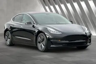 Tesla Model 3 2019 Mid Range 4dr Fastback