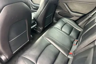 Tesla Model 3 2019 Mid Range 4dr Fastback